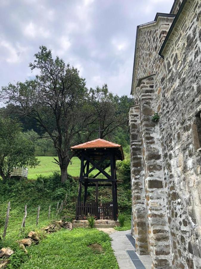 Guesthouse Smiljanic Slavkovica ภายนอก รูปภาพ