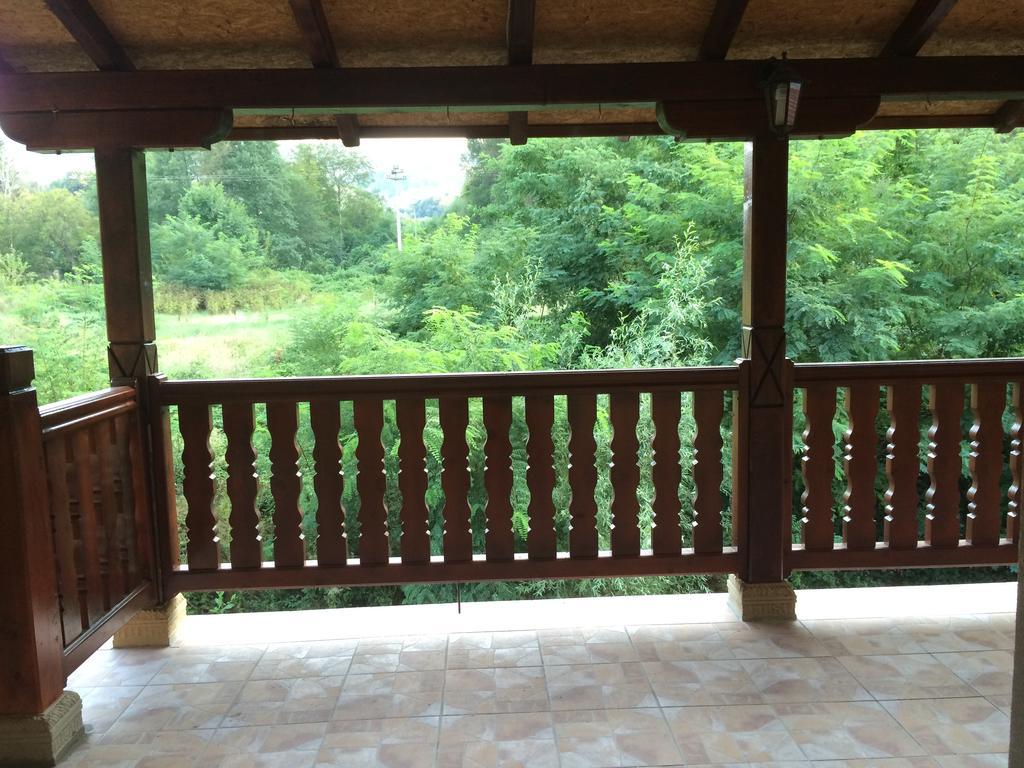 Guesthouse Smiljanic Slavkovica ภายนอก รูปภาพ