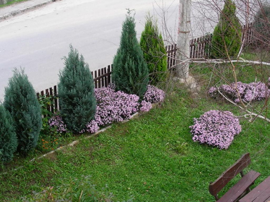 Guesthouse Smiljanic Slavkovica ภายนอก รูปภาพ