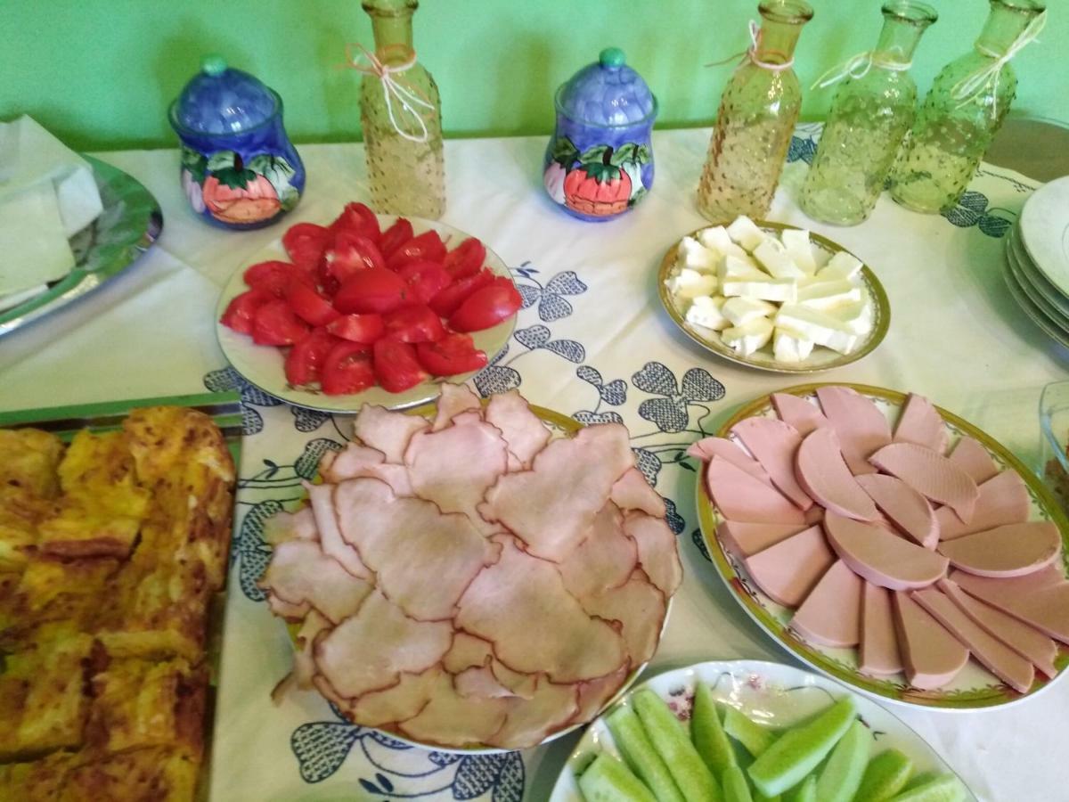 Guesthouse Smiljanic Slavkovica ภายนอก รูปภาพ