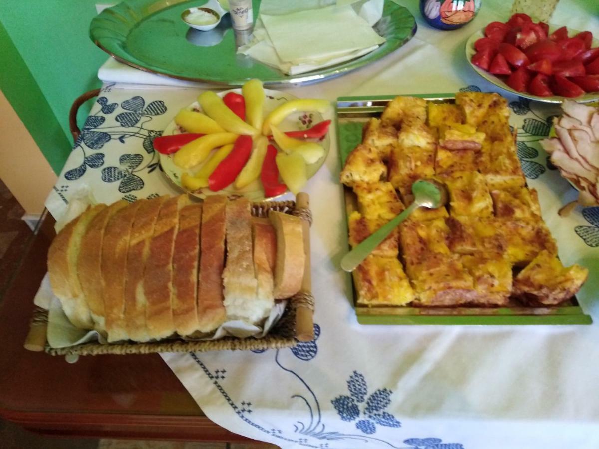 Guesthouse Smiljanic Slavkovica ภายนอก รูปภาพ